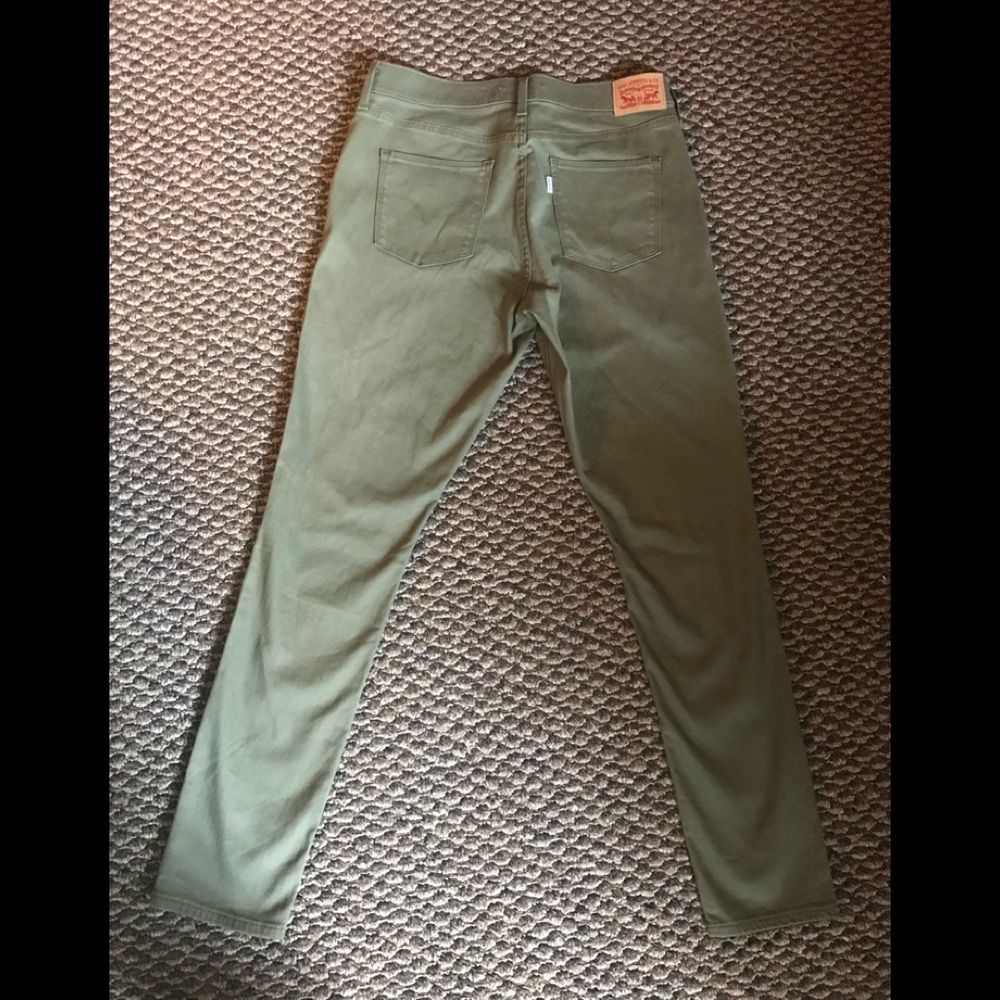Levi’s 31 waist 30 lngth, sz 12 311 shaping skinny